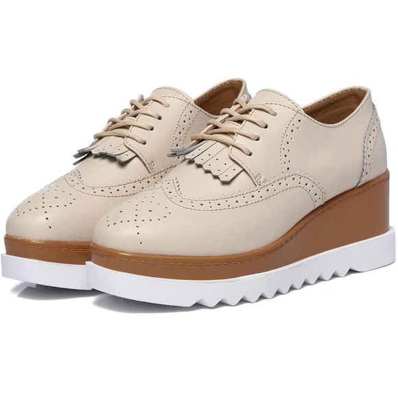 Saddle Shoes White and Beige Wedge Heels With Tassels Size 6 - Picture 5 of 7